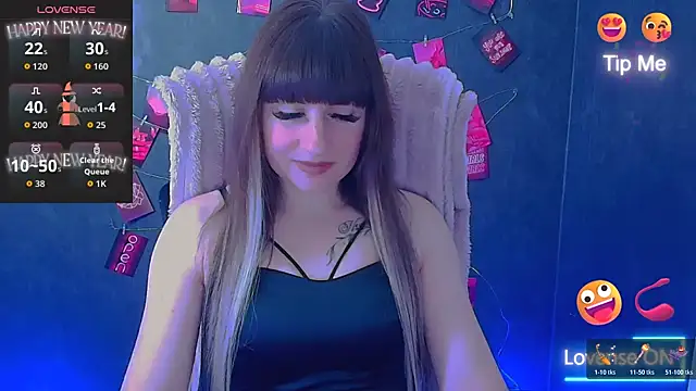 Snapshot of Violla_My chatting on 05-04-26, 05:47 Violla My online show from 05-04-26, 05:47