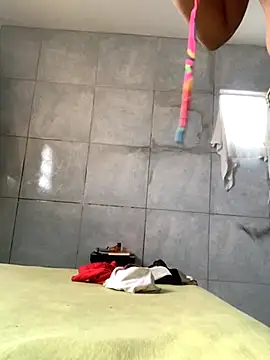 Snapshot of Gabrielleof chatting on 11-21-25, 01:43 Gabrielleof online show from 11-21-25, 01:43