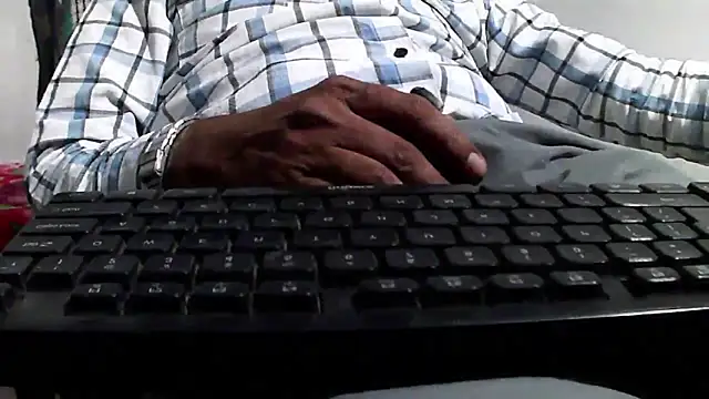 Snapshot of GO_LALA chatting on 01-13-25, 12:13 GO LALA online show from 01-13-25, 12:13