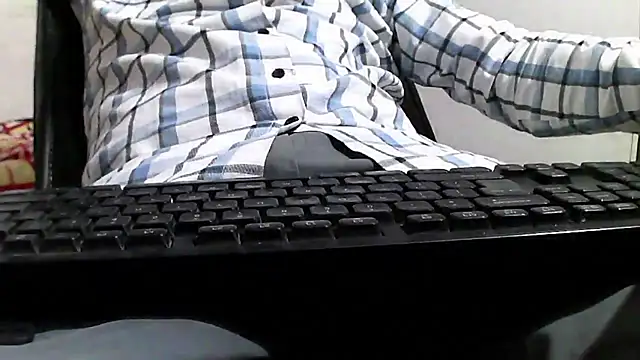 Snapshot of GO_LALA chatting on 02-13-25, 10:34 GO LALA online show from 02-13-25, 10:34