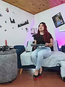 keila j online show from 07-31-26, 10:03