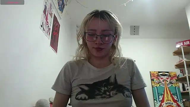 Cloe five online show from 05-04-26, 10:50