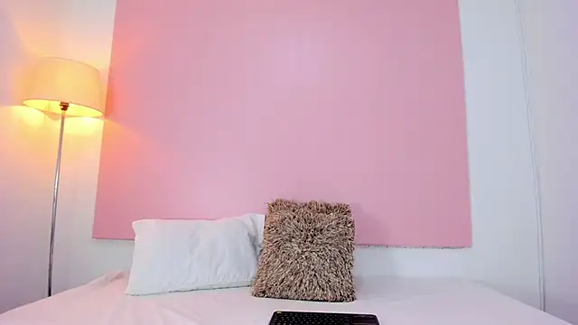 Snapshot of andyylove_jk chatting on 11-15-25, 02:24 andyylove jk online show from 11-15-25, 02:24