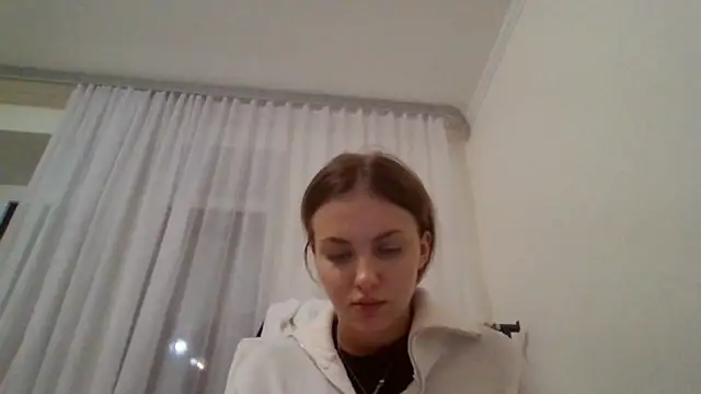 Snapshot of Sweety_Nika chatting on 01-12-25, 01:32 Sweety Nika online show from 01-12-25, 01:32