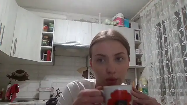 Snapshot of Sweety_Nika chatting on 01-26-25, 11:08 Sweety Nika online show from 01-26-25, 11:08