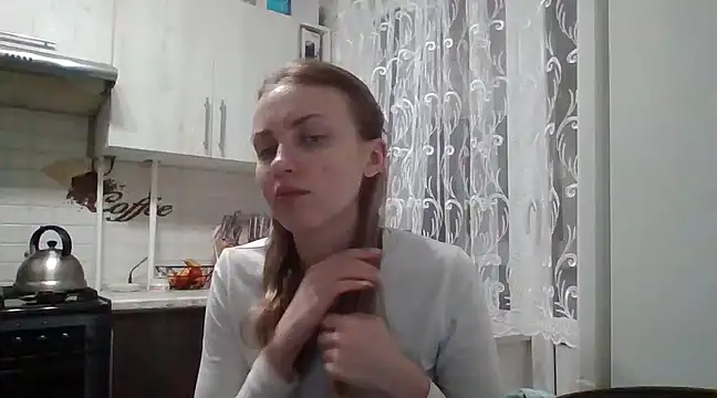 Snapshot of Sweety_Nika chatting on 02-14-25, 01:13 Sweety Nika online show from 02-14-25, 01:13