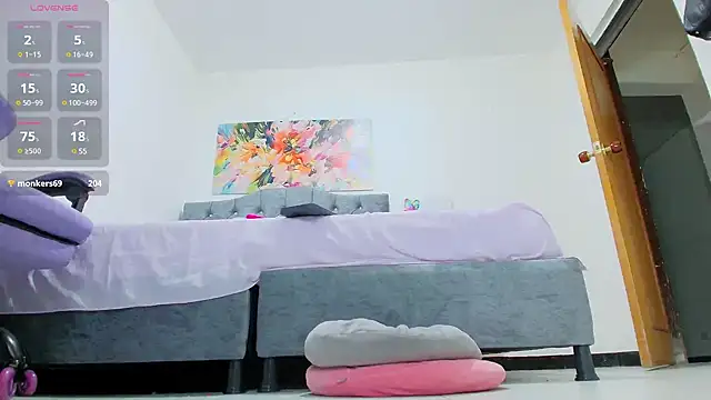 Snapshot of lauren_59 chatting on 03-07-25, 01:53 lauren 59 online show from 03-07-25, 01:53