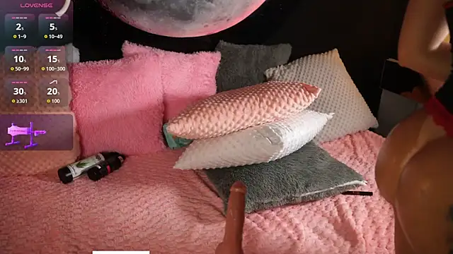 Skyler ferrer online show from 11-25-25, 11:27