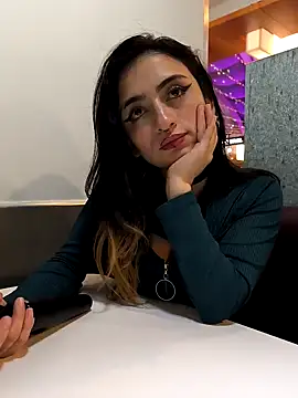 Lila Desiree online show from 12-29-24, 02:38