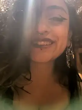 Lila Desiree online show from 12-30-24, 04:31