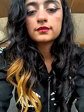 Lila Desiree online show from 02-13-25, 07:42