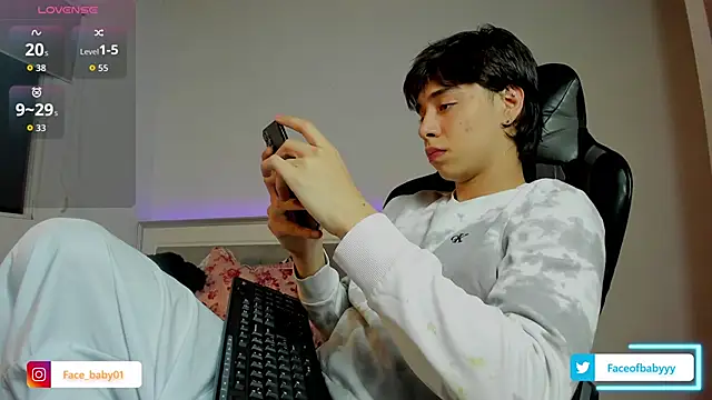 facebaby1 online show from 02-19-26, 04:41