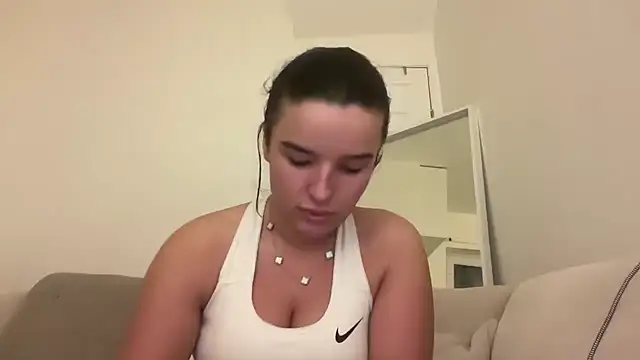 maisiesmithx online show from 01-19-25, 10:39