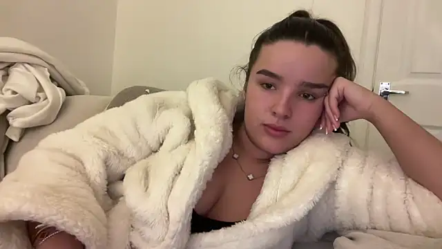 maisiesmithx online show from 02-05-25, 11:28