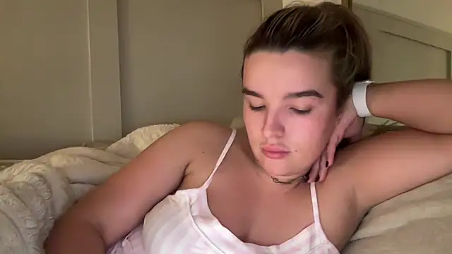 maisiesmithx online show from 11-19-25, 08:31