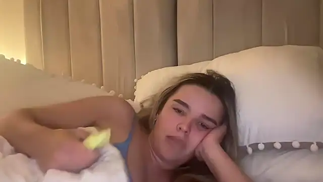 maisiesmithx online show from 06-19-26, 01:54