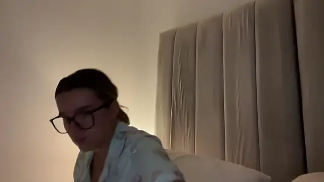 maisiesmithx online show from 06-29-26, 11:27
