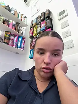 maisiesmithx online show from 07-18-26, 01:48