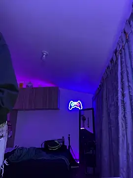 sue   0 online show from 03-18-25, 12:05