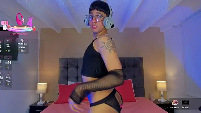 Snapshot of Dark_hairy_ chatting on 10-12-25, 05:28 Dark hairy  online show from 10-12-25, 05:28
