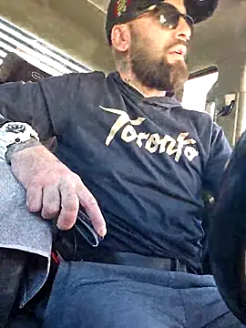 Beardedtattood online show from 09-12-25, 12:27