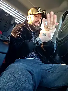 Beardedtattood online show from 03-01-26, 01:02