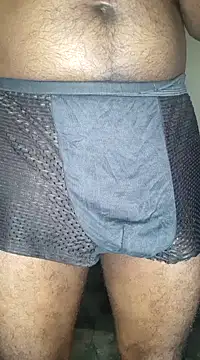 Snapshot of SuranSexy33 chatting on 01-30-25, 03:33 SuranSexy33 online show from 01-30-25, 03:33