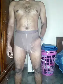 Snapshot of SuranSexy33 chatting on 11-02-25, 09:22 SuranSexy33 online show from 11-02-25, 09:22