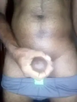 Snapshot of SuranSexy33 chatting on 01-08-26, 01:41 SuranSexy33 online show from 01-08-26, 01:41