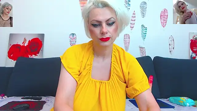 ForeverBarbie  online show from 07-10-26, 05:59
