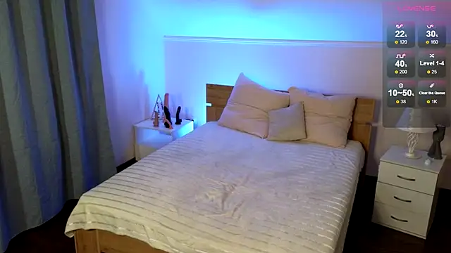 Snapshot of Dark_Lola_ chatting on 01-13-25, 11:08 Dark Lola online show from 01-13-25, 11:08