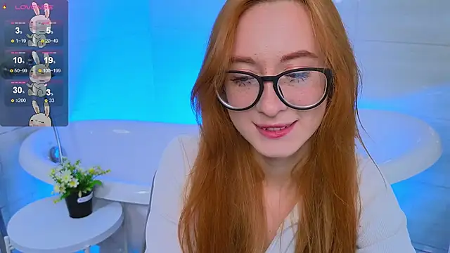 Snapshot of Dark_Lola_ chatting on 09-16-25, 02:01 Dark Lola online show from 09-16-25, 02:01