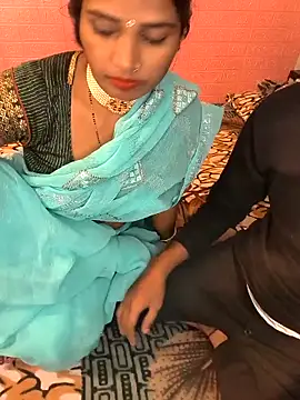 Snapshot of Indian_Lust_Couple chatting on 11-19-25, 04:45 Indian Lust Couple online show from 11-19-25, 04:45