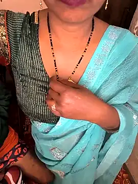 Snapshot of Indian_Lust_Couple chatting on 12-14-25, 06:12 Indian Lust Couple online show from 12-14-25, 06:12