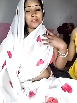 Snapshot of Indian_Lust_Couple chatting on 02-13-26, 03:35 Indian Lust Couple online show from 02-13-26, 03:35