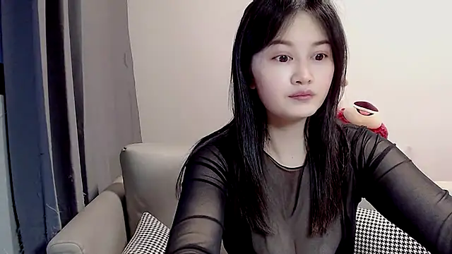 Snapshot of Little-sweet chatting on 02-12-25, 02:24 Little-sweet online show from 02-12-25, 02:24