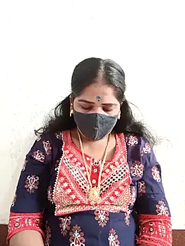 Snapshot of MaaliiiPonuTamil chatting on 03-18-25, 02:25 MaaliiiPonuTamil online show from 03-18-25, 02:25