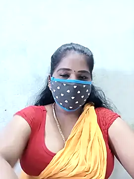 Snapshot of MaaliiiPonuTamil chatting on 10-23-25, 01:05 MaaliiiPonuTamil online show from 10-23-25, 01:05