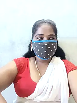 Snapshot of MaaliiiPonuTamil chatting on 10-26-25, 02:06 MaaliiiPonuTamil online show from 10-26-25, 02:06