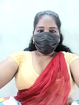 Snapshot of MaaliiiPonuTamil chatting on 11-12-25, 01:28 MaaliiiPonuTamil online show from 11-12-25, 01:28