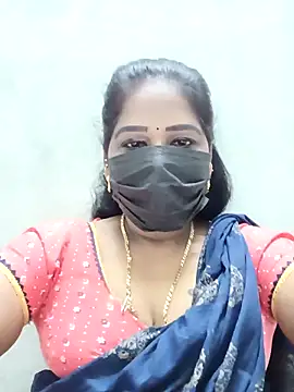 Snapshot of MaaliiiPonuTamil chatting on 11-12-25, 11:58 MaaliiiPonuTamil online show from 11-12-25, 11:58