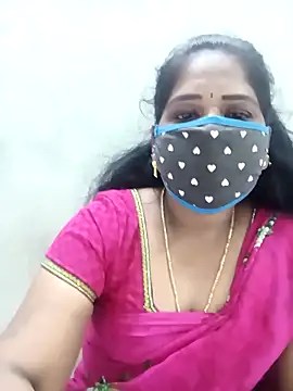 Snapshot of MaaliiiPonuTamil chatting on 11-23-25, 01:33 MaaliiiPonuTamil online show from 11-23-25, 01:33