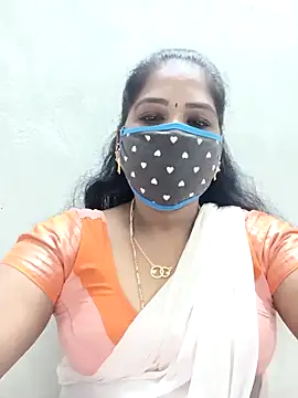 Snapshot of MaaliiiPonuTamil chatting on 11-30-25, 01:42 MaaliiiPonuTamil online show from 11-30-25, 01:42