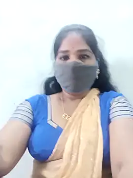 Snapshot of MaaliiiPonuTamil chatting on 12-17-25, 02:06 MaaliiiPonuTamil online show from 12-17-25, 02:06