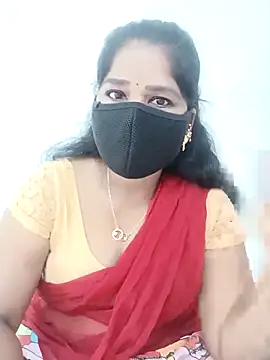 Snapshot of MaaliiiPonuTamil chatting on 12-22-25, 02:52 MaaliiiPonuTamil online show from 12-22-25, 02:52