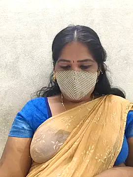 Snapshot of MaaliiiPonuTamil chatting on 02-10-26, 02:10 MaaliiiPonuTamil online show from 02-10-26, 02:10