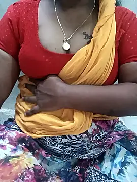 Snapshot of MaaliiiPonuTamil chatting on 02-14-26, 12:29 MaaliiiPonuTamil online show from 02-14-26, 12:29