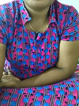 Snapshot of MaaliiiPonuTamil chatting on 02-21-26, 07:42 MaaliiiPonuTamil online show from 02-21-26, 07:42