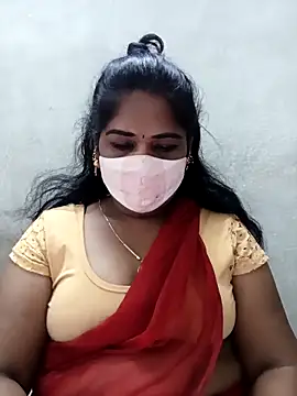 Snapshot of MaaliiiPonuTamil chatting on 03-08-26, 02:04 MaaliiiPonuTamil online show from 03-08-26, 02:04