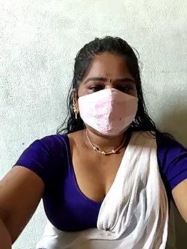 Snapshot of MaaliiiPonuTamil chatting on 03-10-26, 03:00 MaaliiiPonuTamil online show from 03-10-26, 03:00